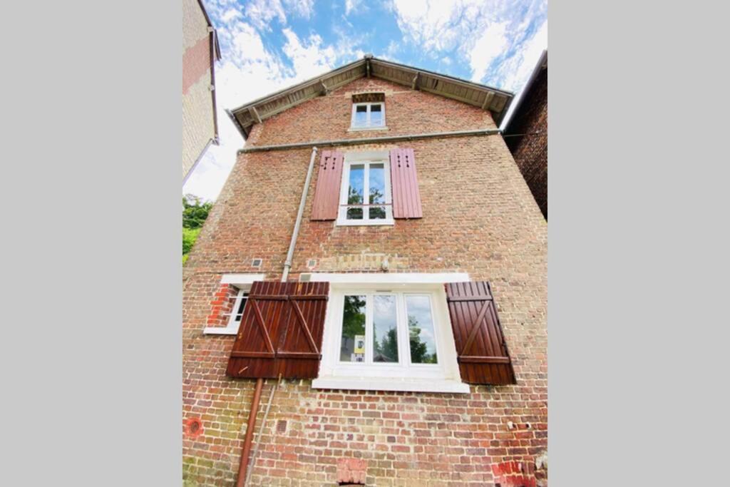 Appartement Rez-de-chaussée Laon Esterno foto